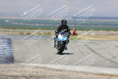 media/May-25-2025-Lets Ride (Sun) [[0ff033e448]]/C Group/1140am (Grapevine)/